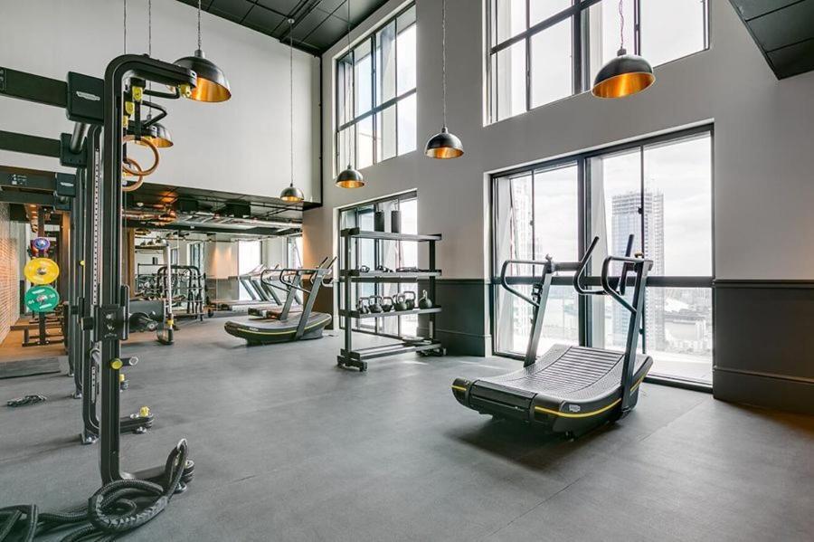 Urban Rest Canary Wharf Apartments Лондон Екстериор снимка